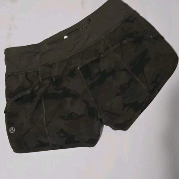 Lululemon Shorts Women 4 Camouflage Speed Up Running Yoga 3" Inseam - Picture 2 of 4